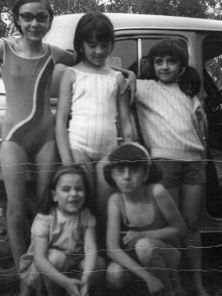 foto amigas sin restaurar